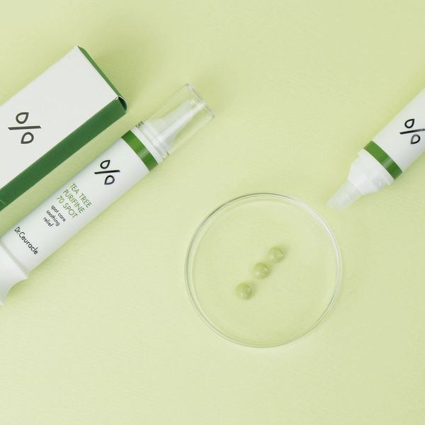 Крем з екстрактом чайного дерева для локального застосування Dr.Ceuracle Tea Tree Purifine 70 Spot, 12 мл 8806133613719 фото